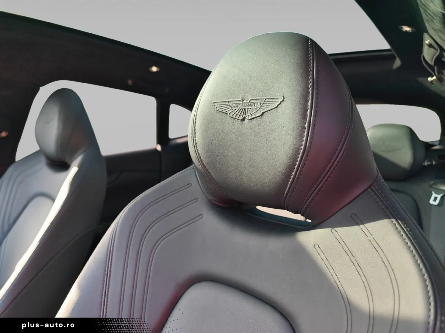 ASTON MARTIN DBX 4.0 V8  Aston Martin Memmingen