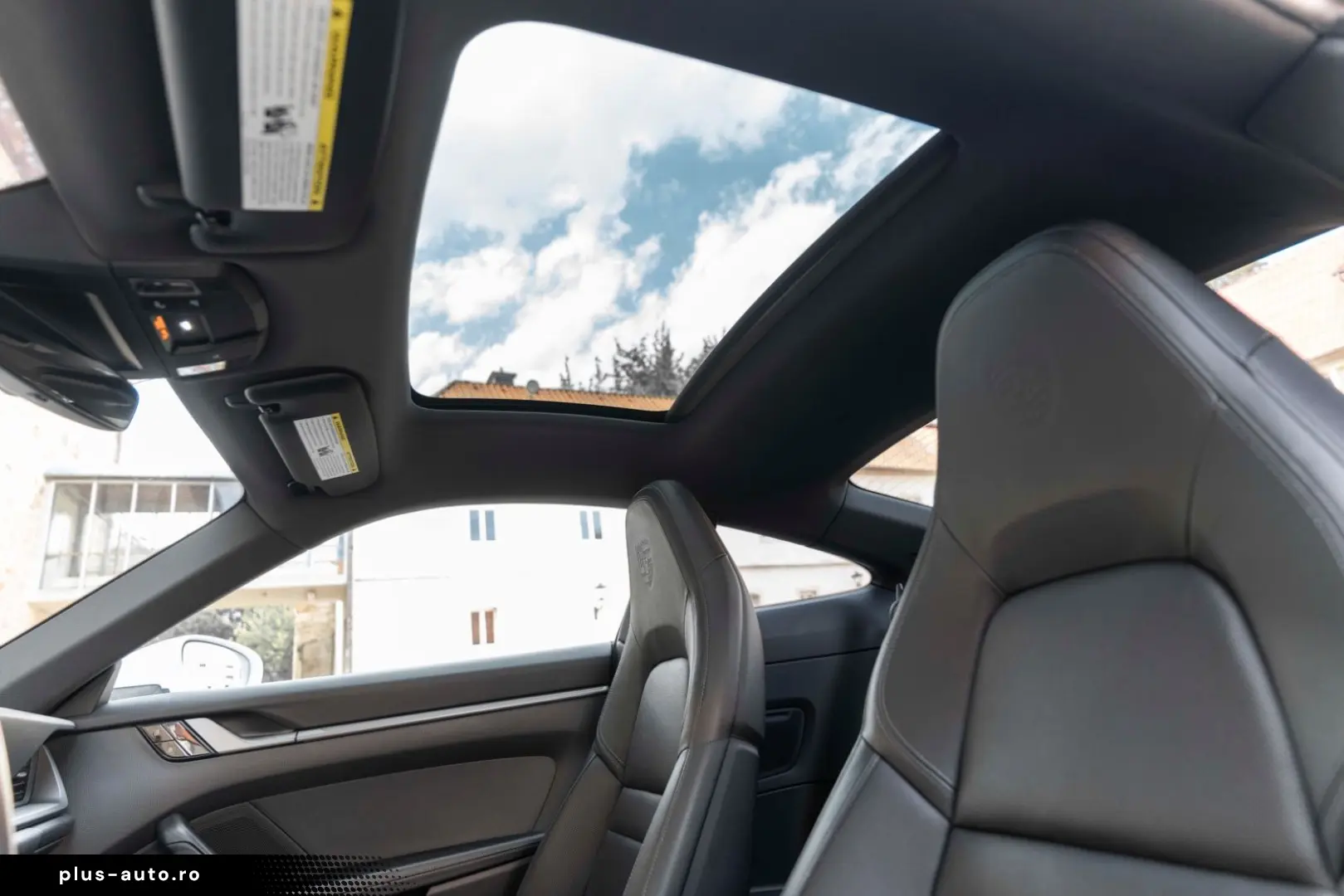 PORSCHE 911 Carrera 992 BOSE SPORT CHRONO