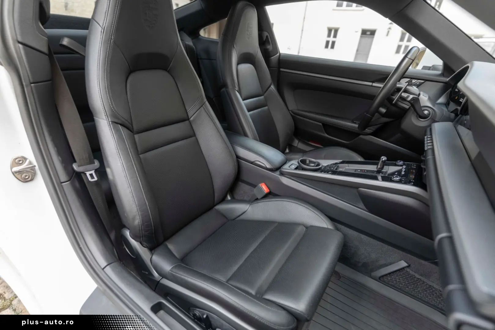 PORSCHE 911 Carrera 992 BOSE SPORT CHRONO