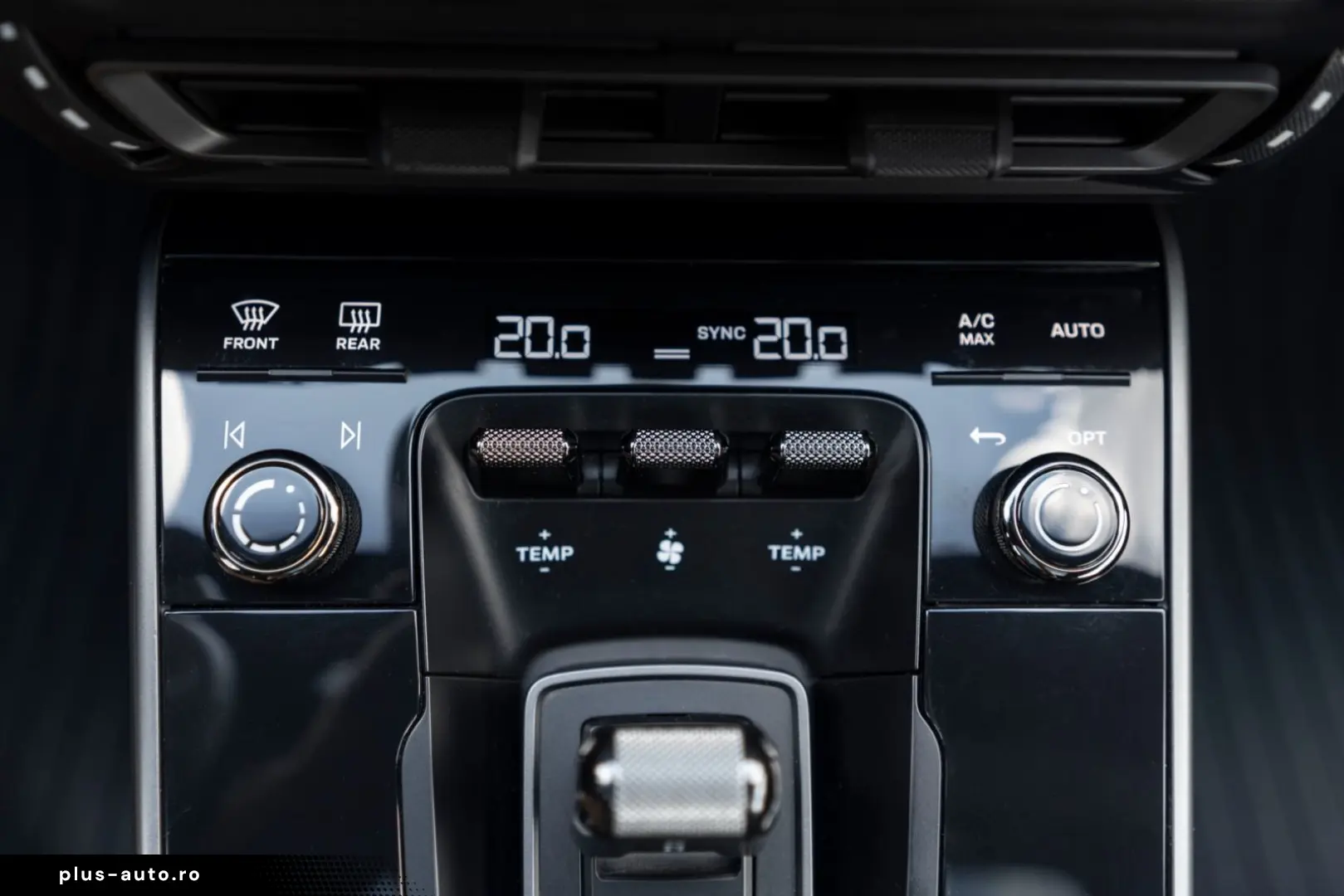 PORSCHE 911 Carrera 992 BOSE SPORT CHRONO