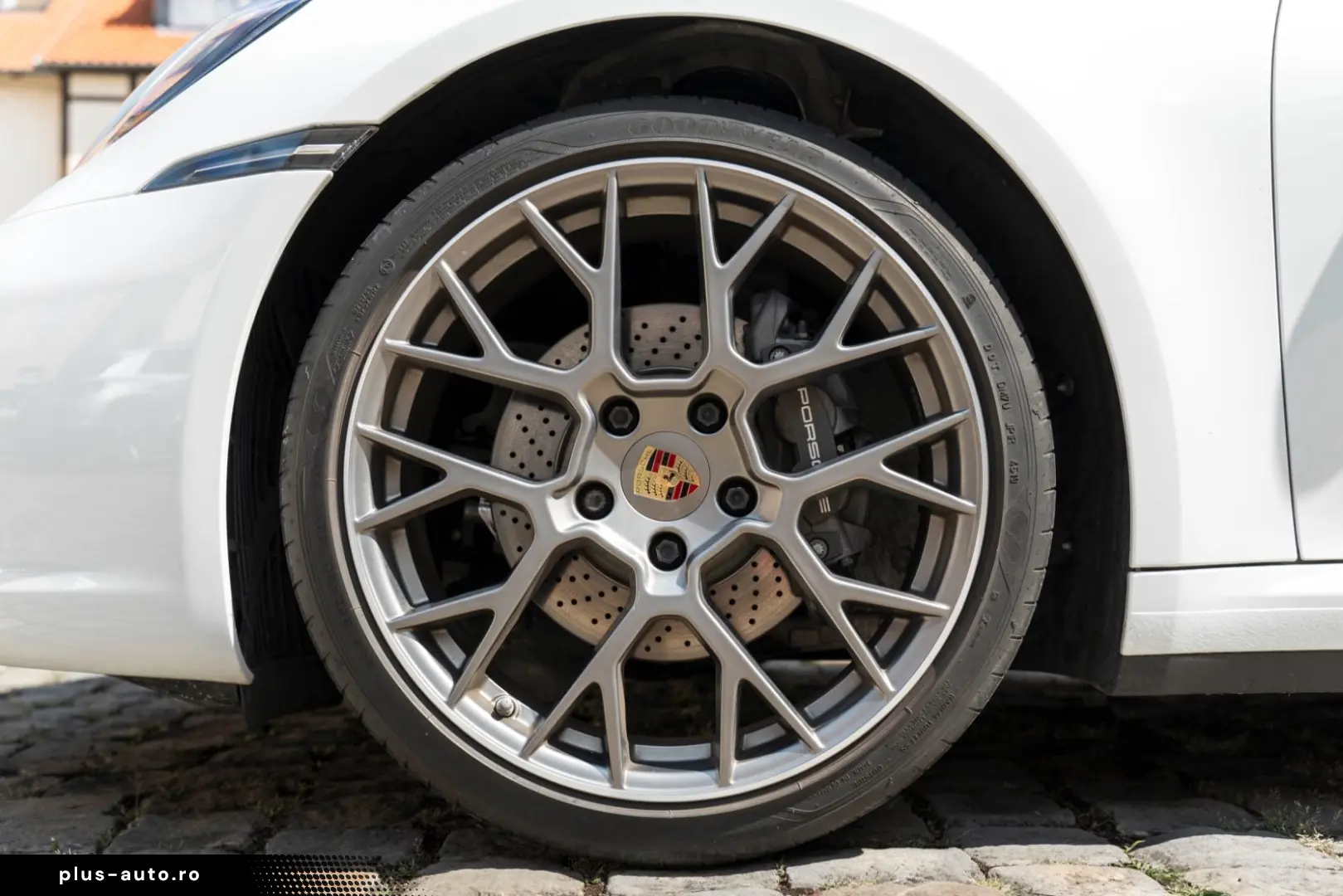 PORSCHE 911 Carrera 992 BOSE SPORT CHRONO