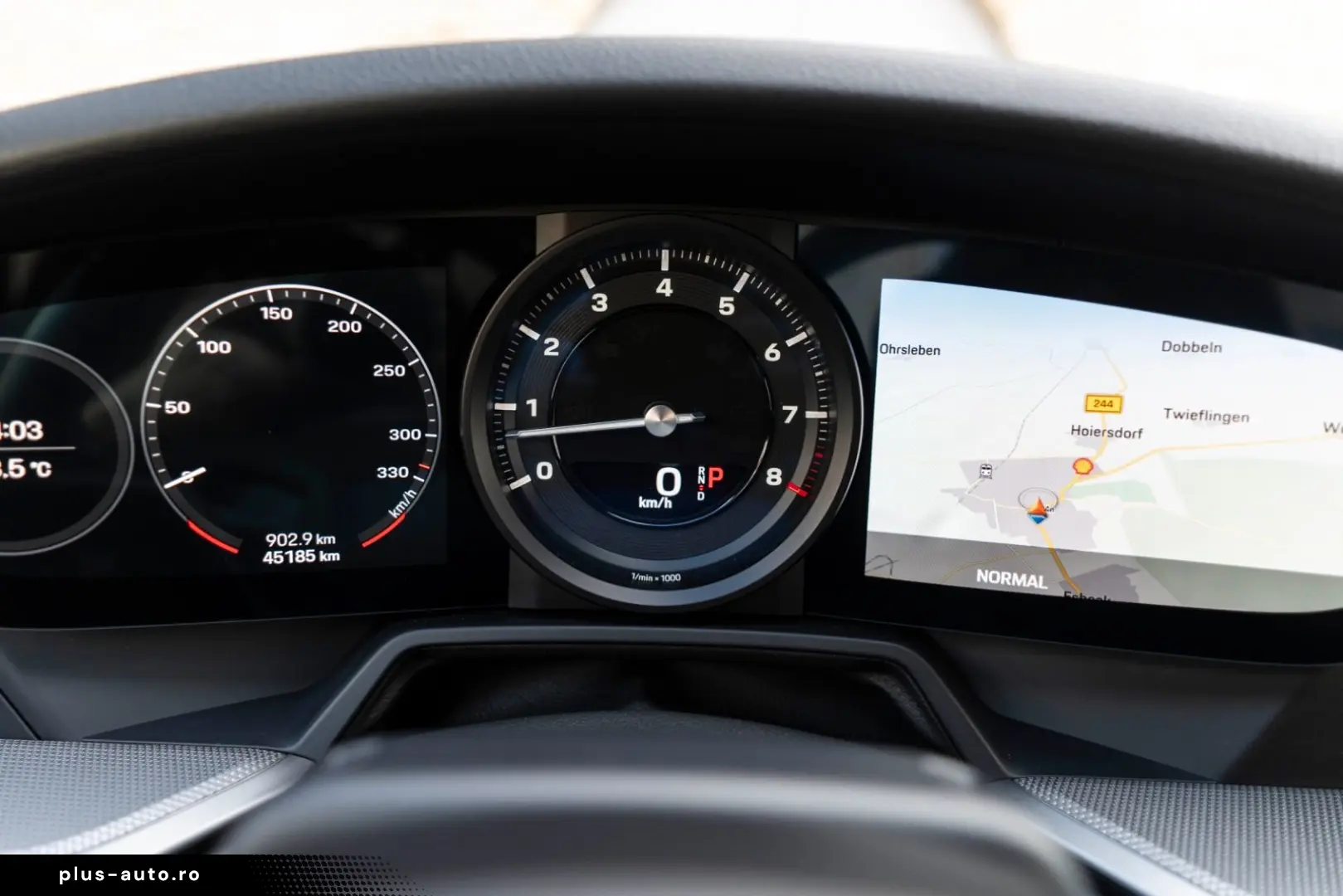 PORSCHE 911 Carrera 992 BOSE SPORT CHRONO