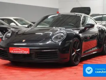 PORSCHE 992 911 Carrera 4
