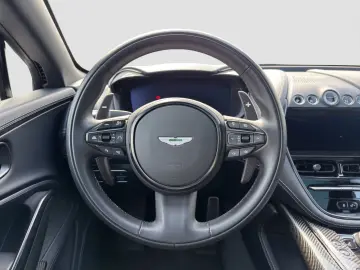ASTON MARTIN DBX707 Carbon Sitzbelüftung 360
