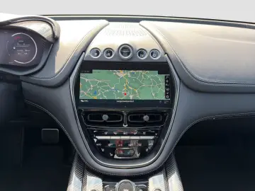 ASTON MARTIN DBX707 Carbon Sitzbelüftung 360