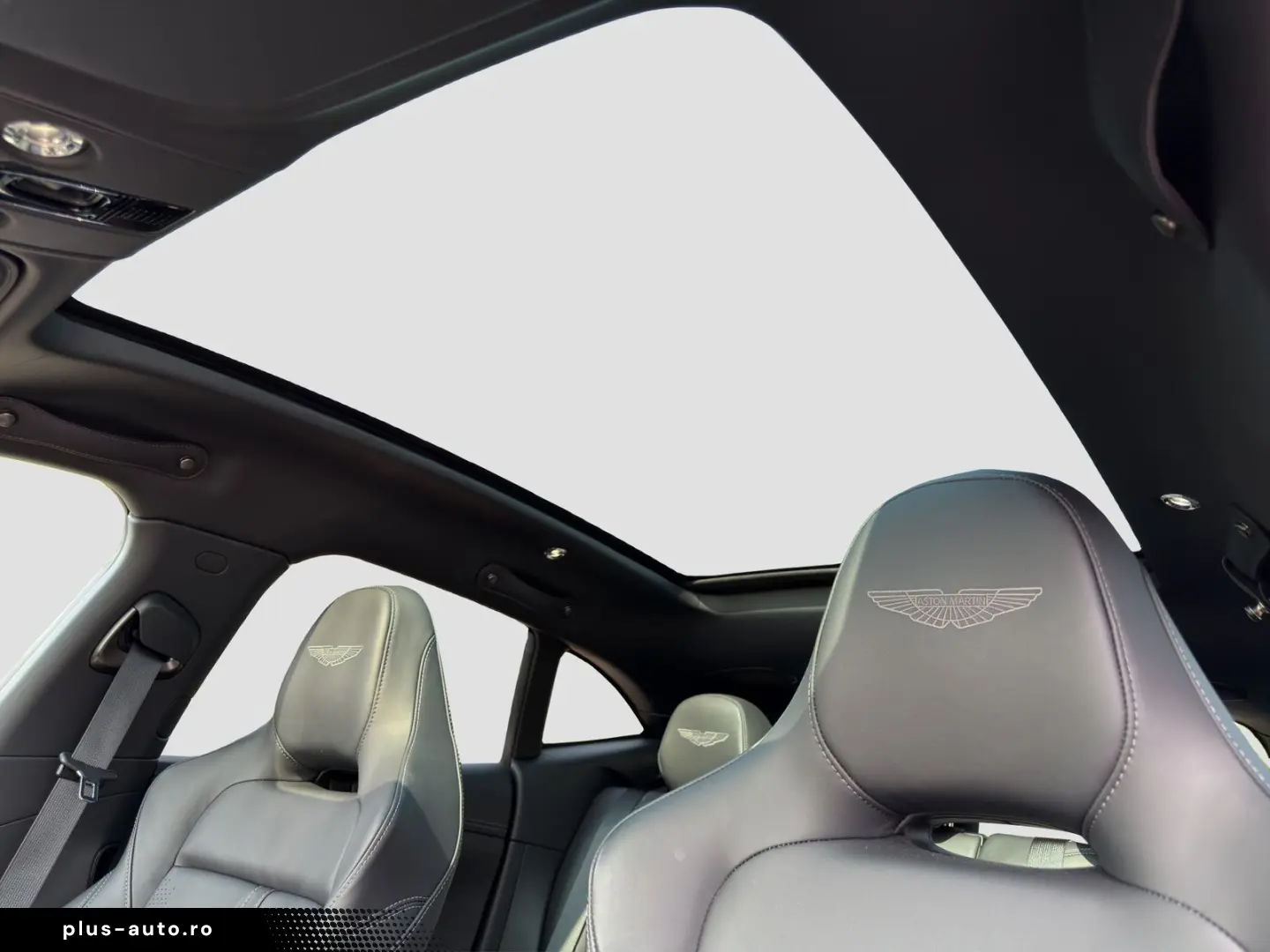 ASTON MARTIN DBX707 Carbon Sitzbelüftung 360