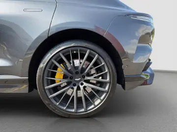 ASTON MARTIN DBX707 Carbon Sitzbelüftung 360