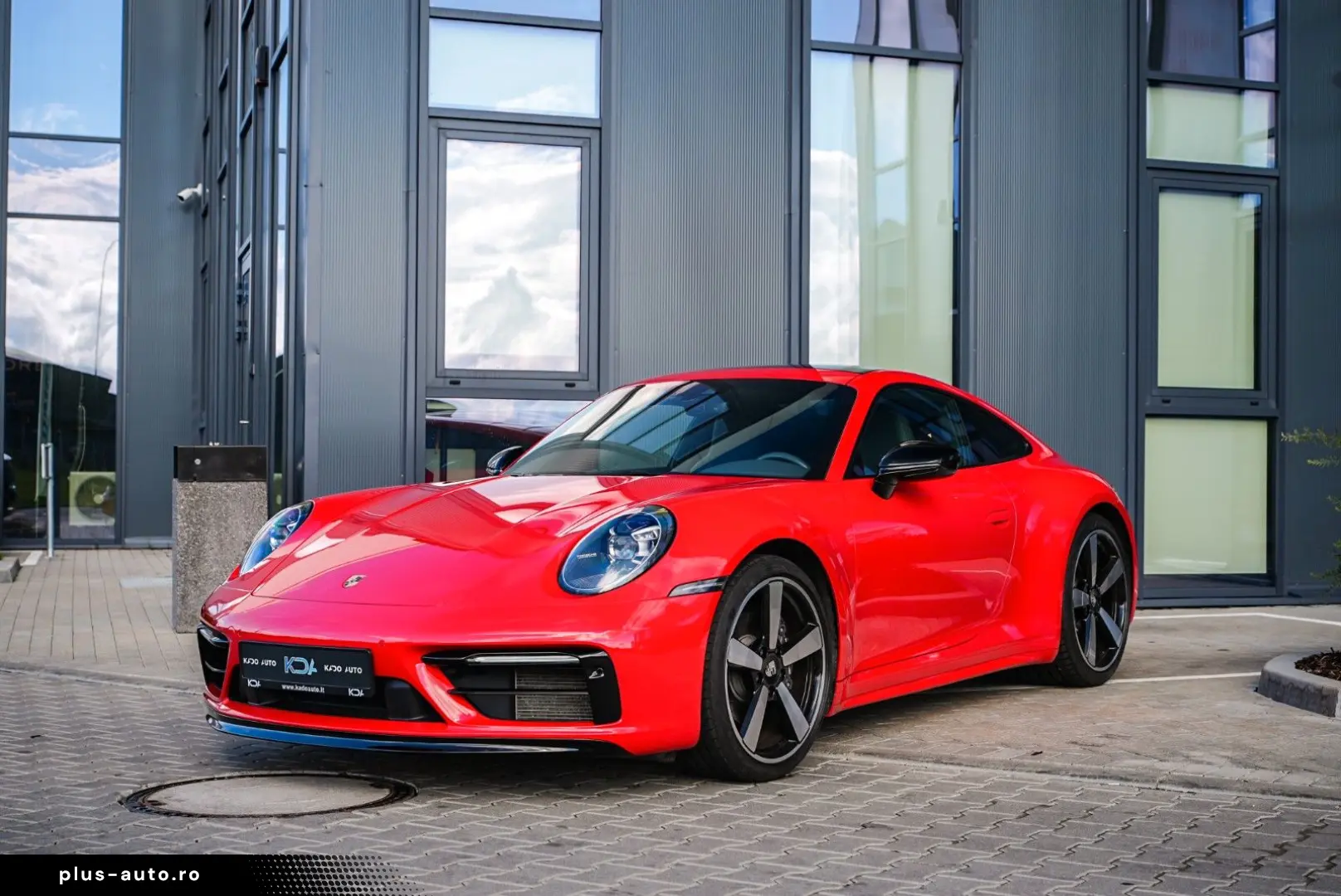 PORSCHE 911 Carrera