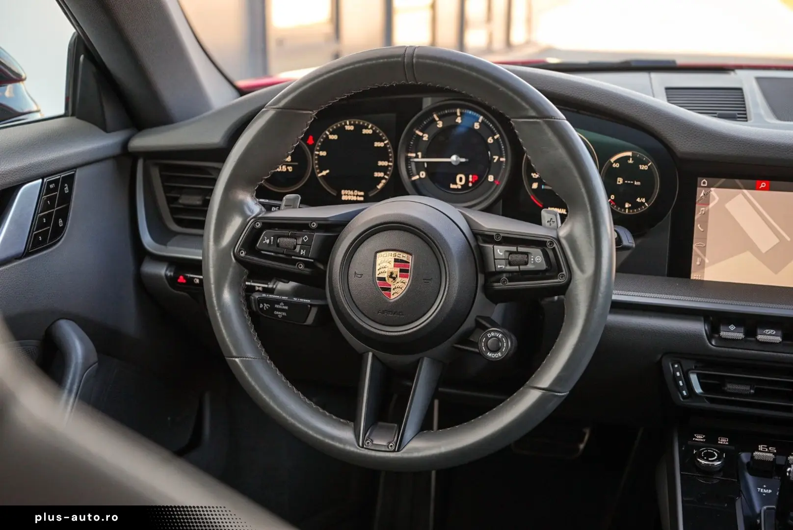 PORSCHE 911 Carrera