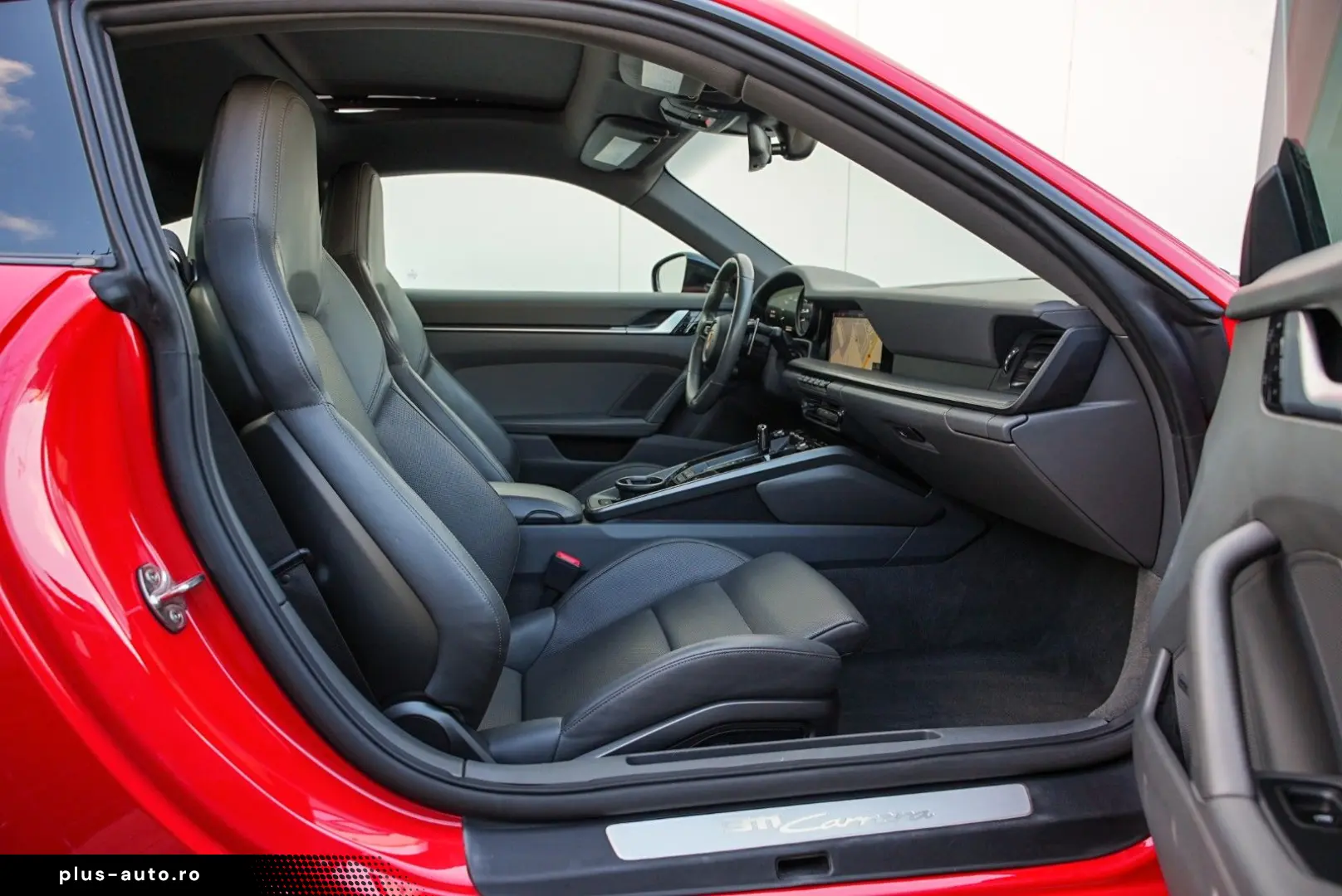 PORSCHE 911 Carrera