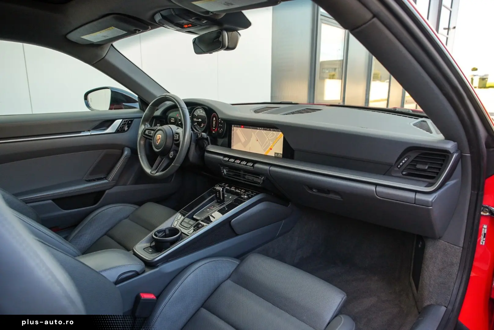 PORSCHE 911 Carrera