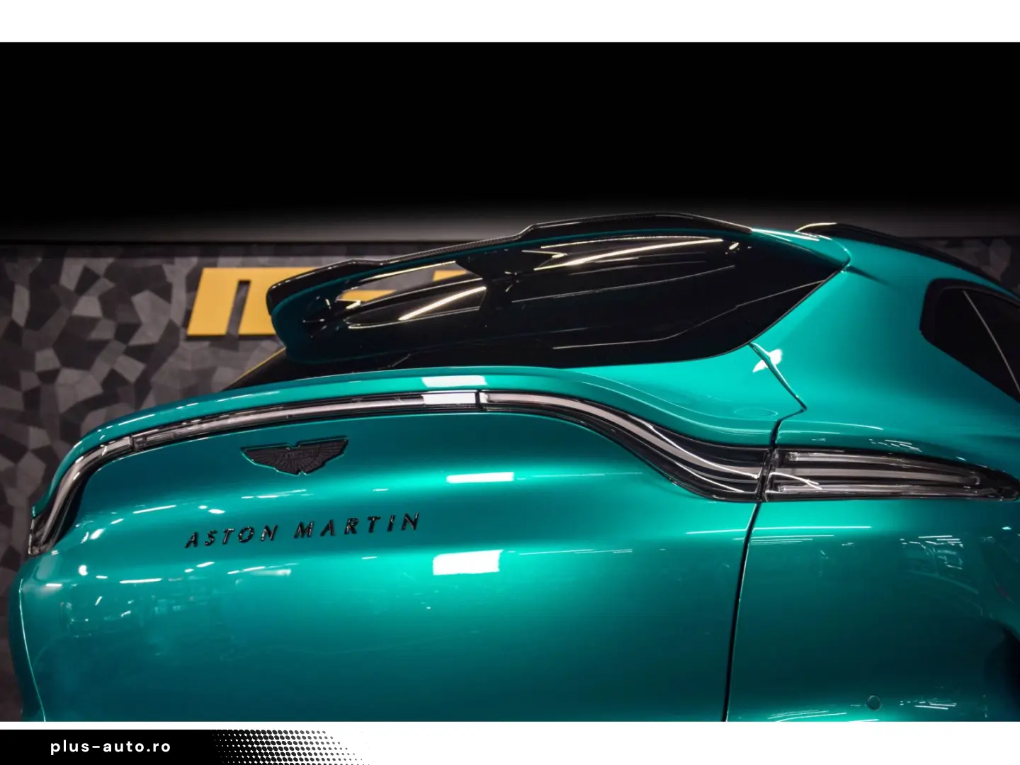 ASTON MARTIN DBX 707 AMR23 4.0 V8 Bi-Turbo