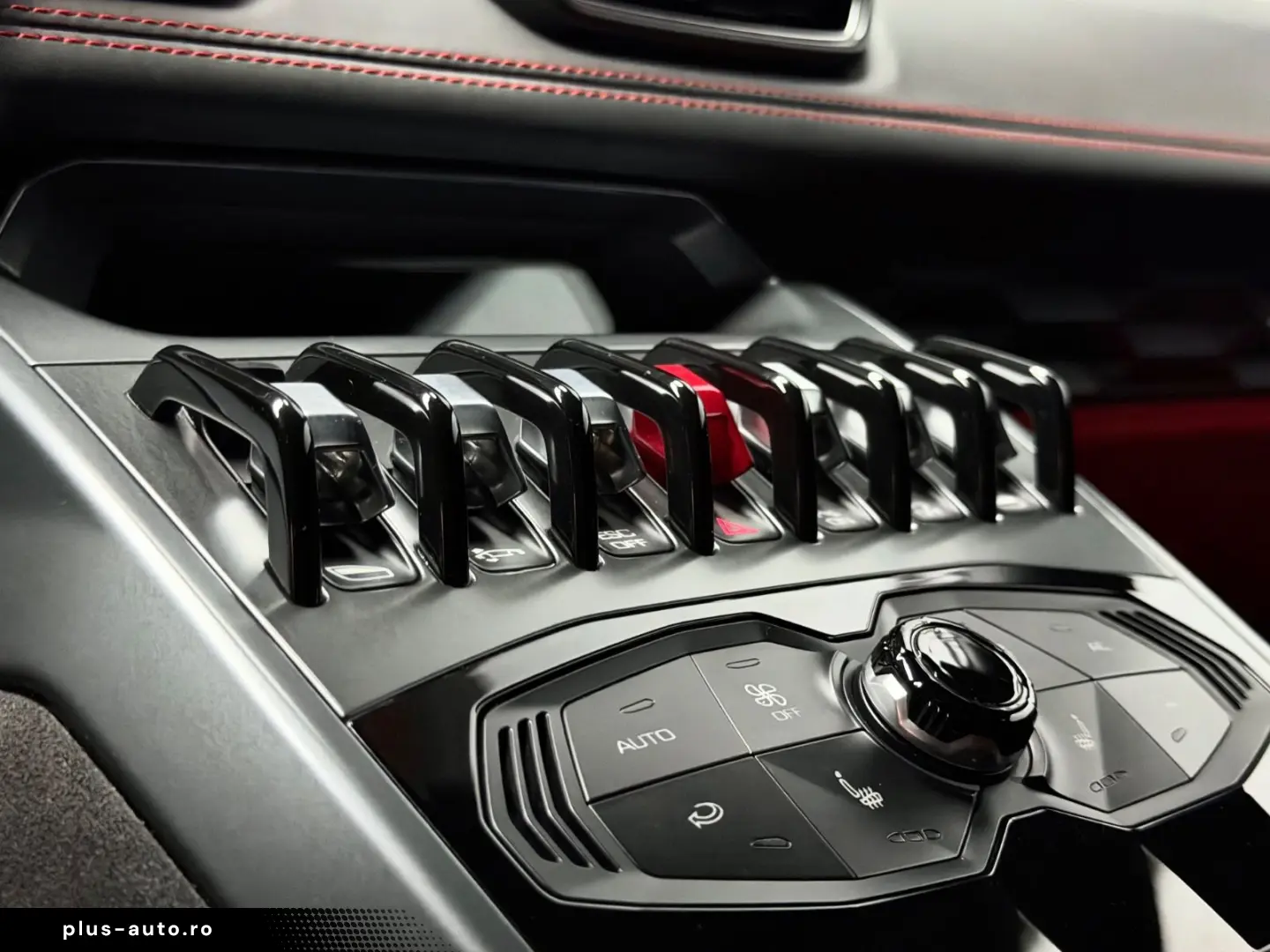 LAMBORGHINI Huracán LP610-4   LIFT   AD PERSONAM   CARBON