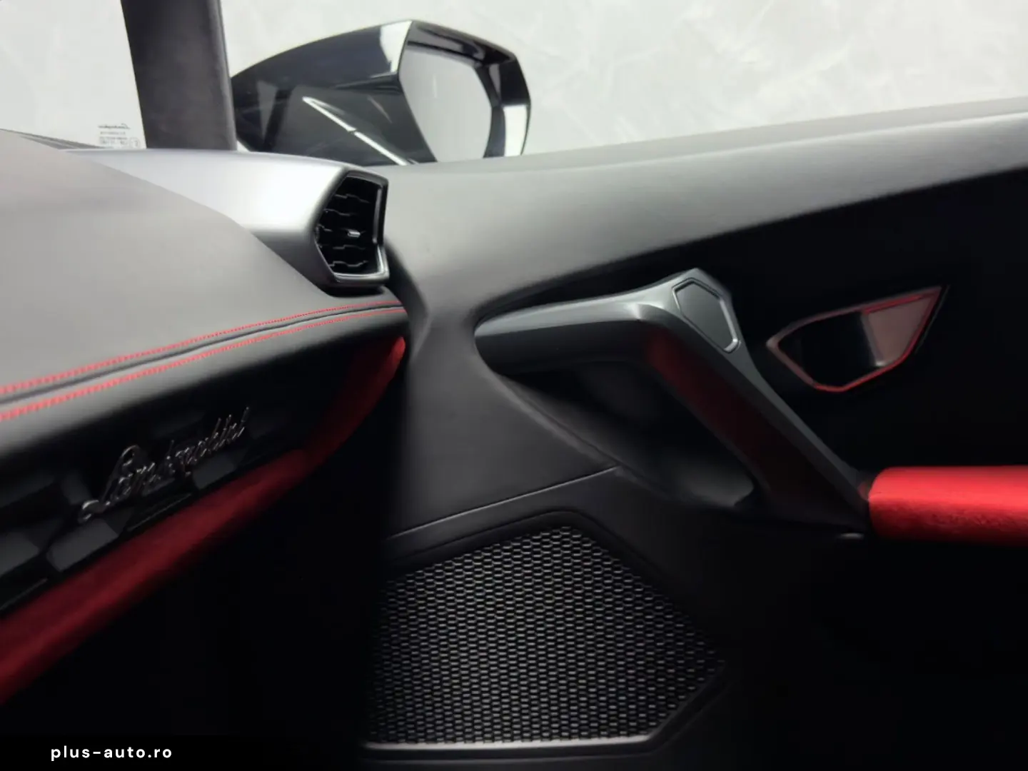 LAMBORGHINI Huracán LP610-4   LIFT   AD PERSONAM   CARBON