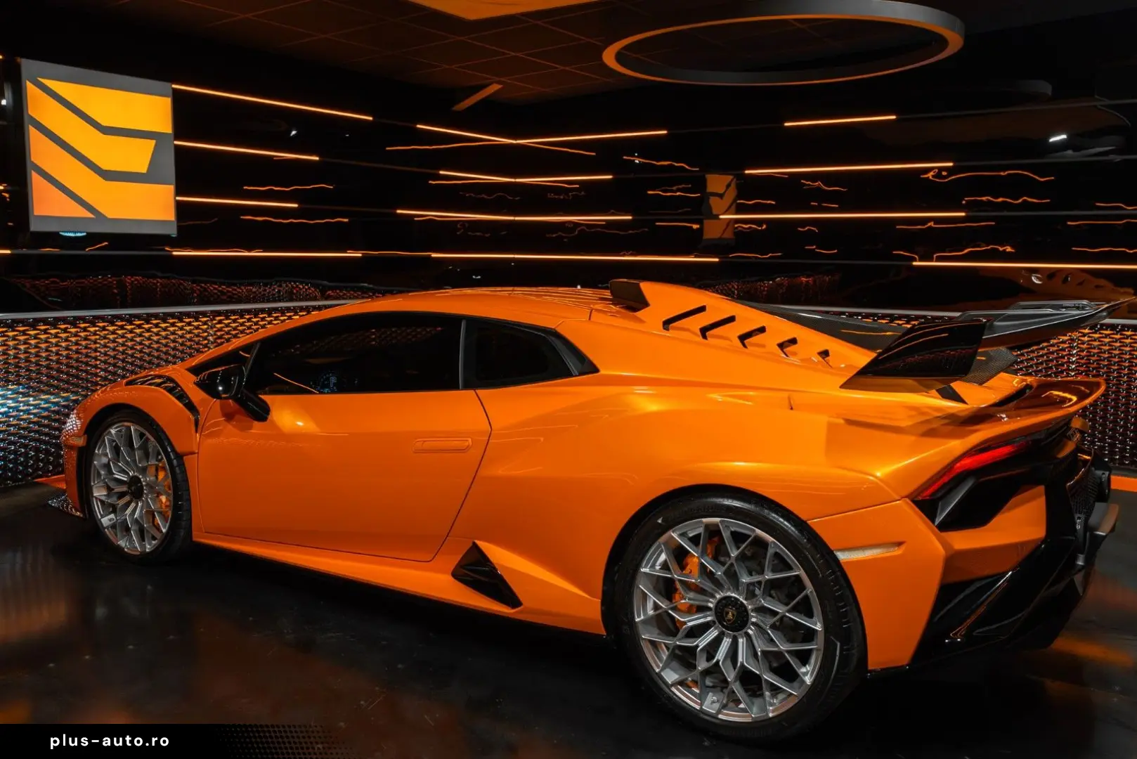 LAMBORGHINI Huracan STO Bucket seats Telemetry Roll bar Lift