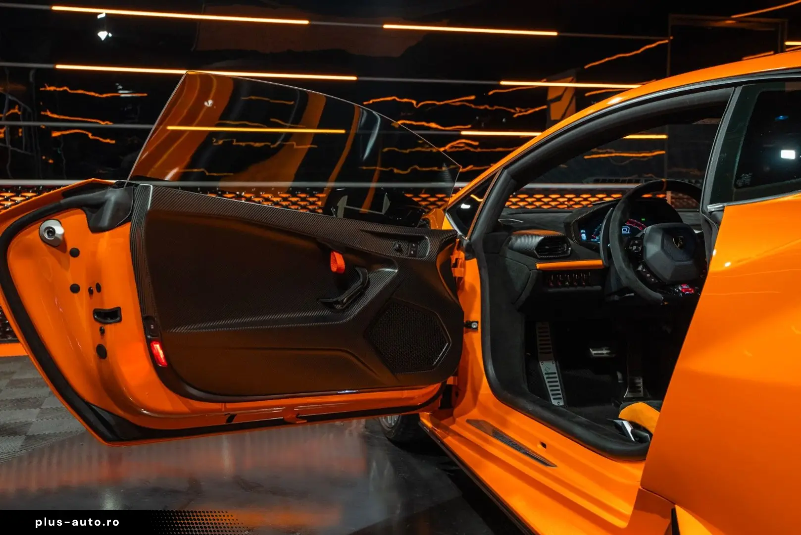 LAMBORGHINI Huracan STO Bucket seats Telemetry Roll bar Lift