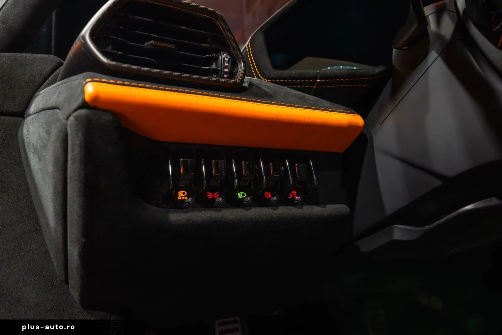 LAMBORGHINI Huracan STO Bucket seats Telemetry Roll bar Lift