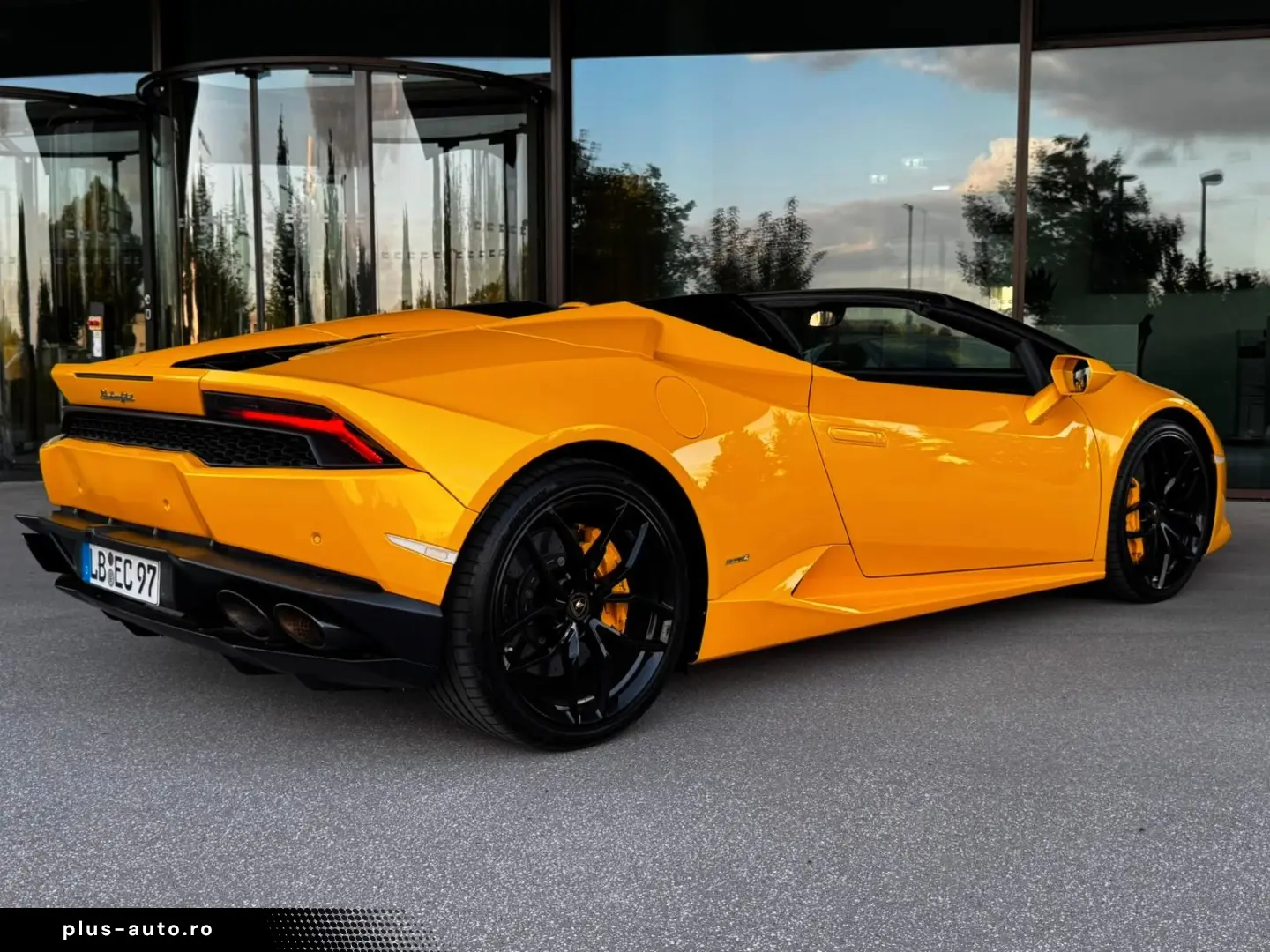 LAMBORGHINI Huracán LP610-4 Spyder  Lift  Keramik   Sensonum