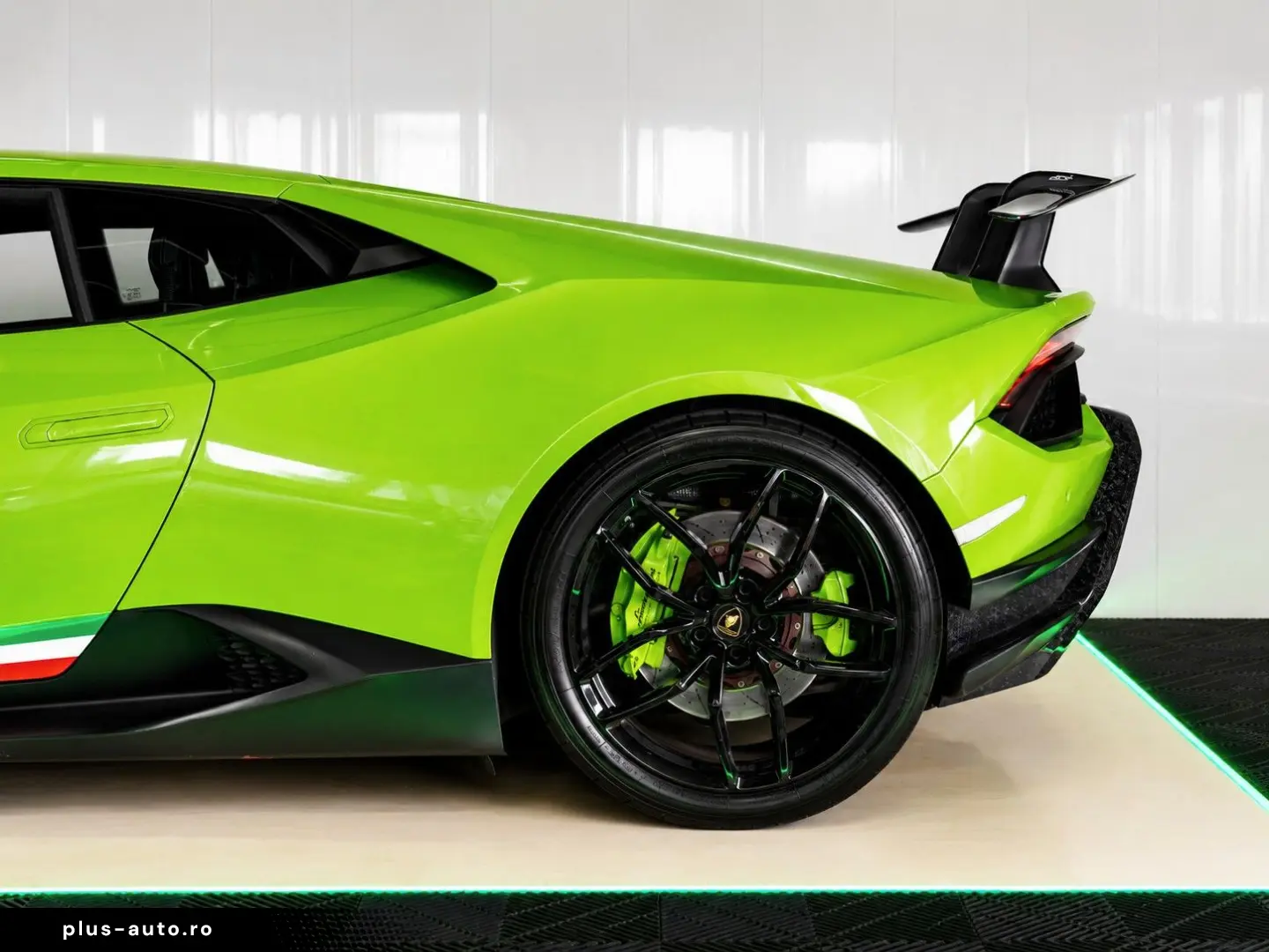 LAMBORGHINI HURACAN PERFORMANTE V10 CARBON LIFT PERF-SEATS