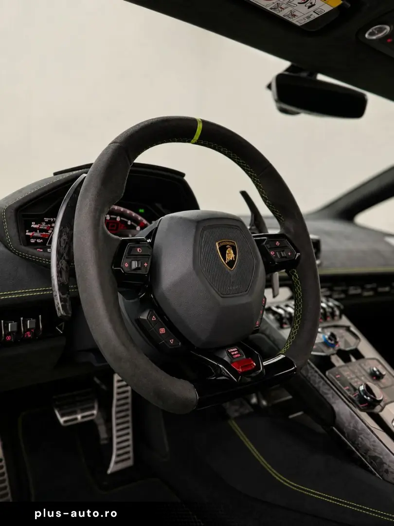 LAMBORGHINI HURACAN PERFORMANTE V10 CARBON LIFT PERF-SEATS