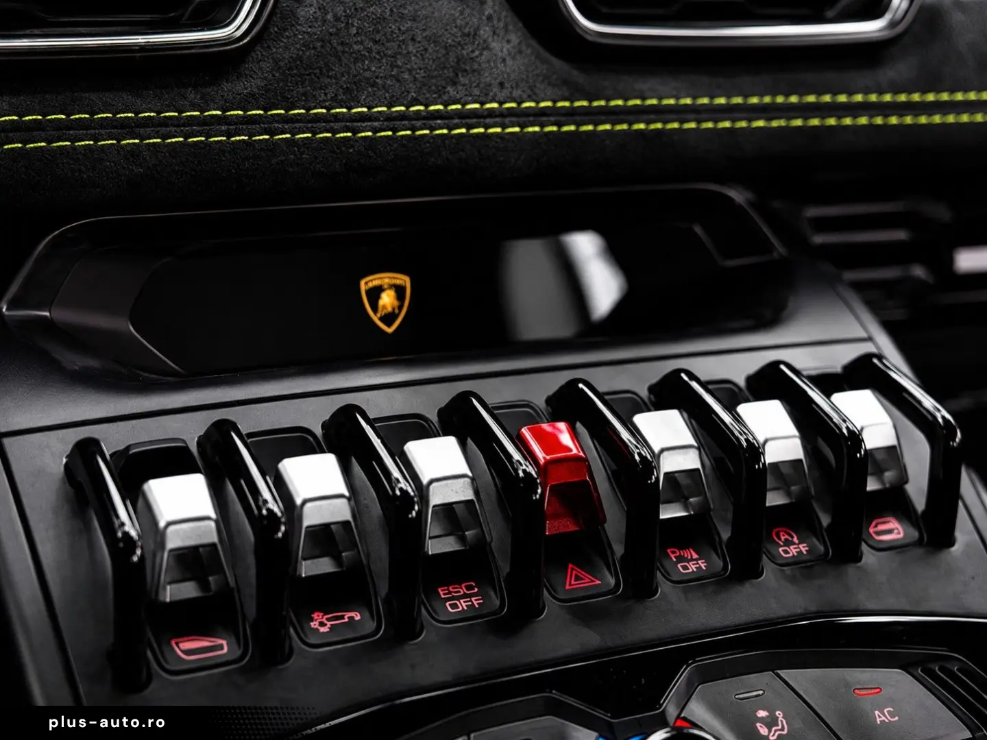 LAMBORGHINI HURACAN PERFORMANTE V10 CARBON LIFT PERF-SEATS