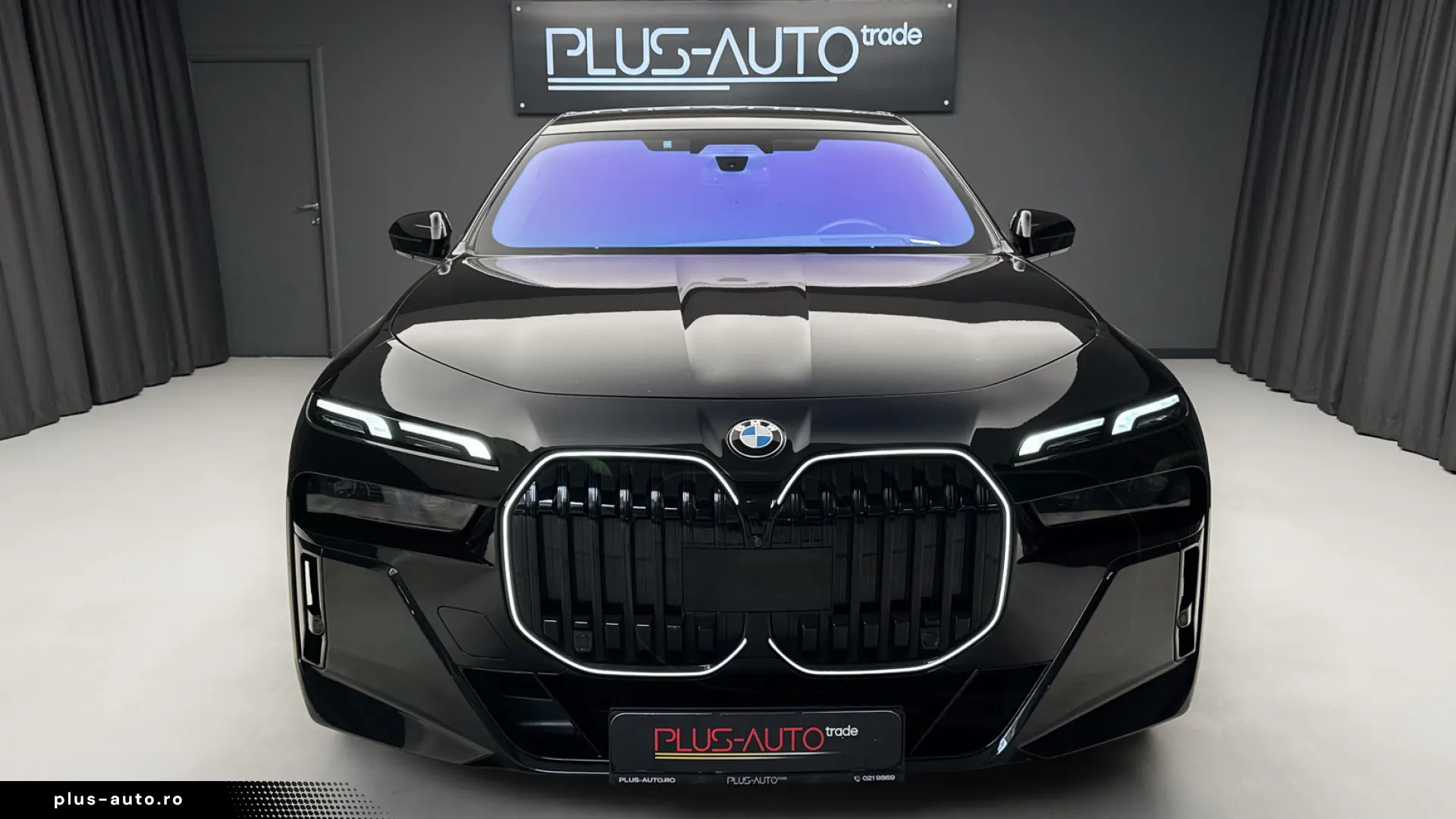 BMW 740d xDrive M Sport Pro  Theatre Screen  Usi Automate