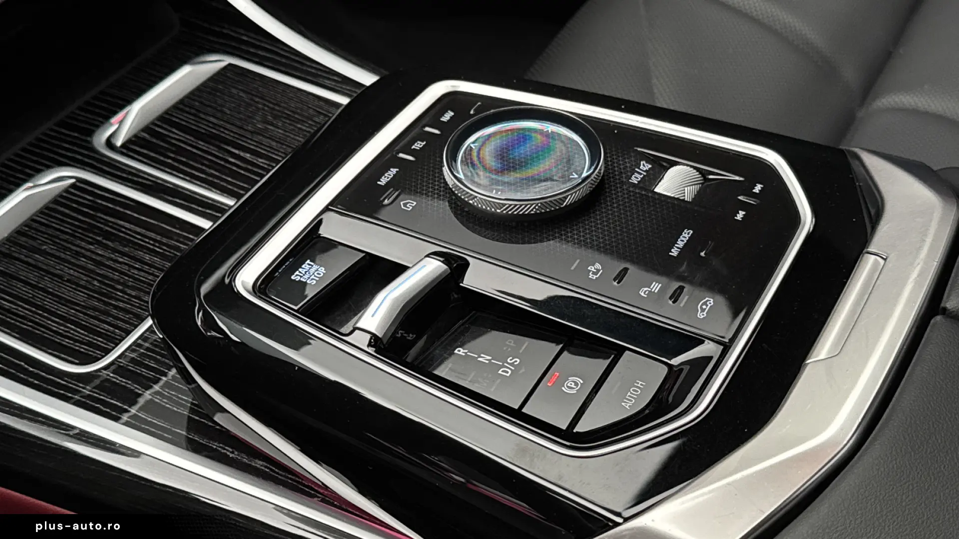 BMW 740d xDrive M Sport Pro  Theatre Screen  Usi Automate