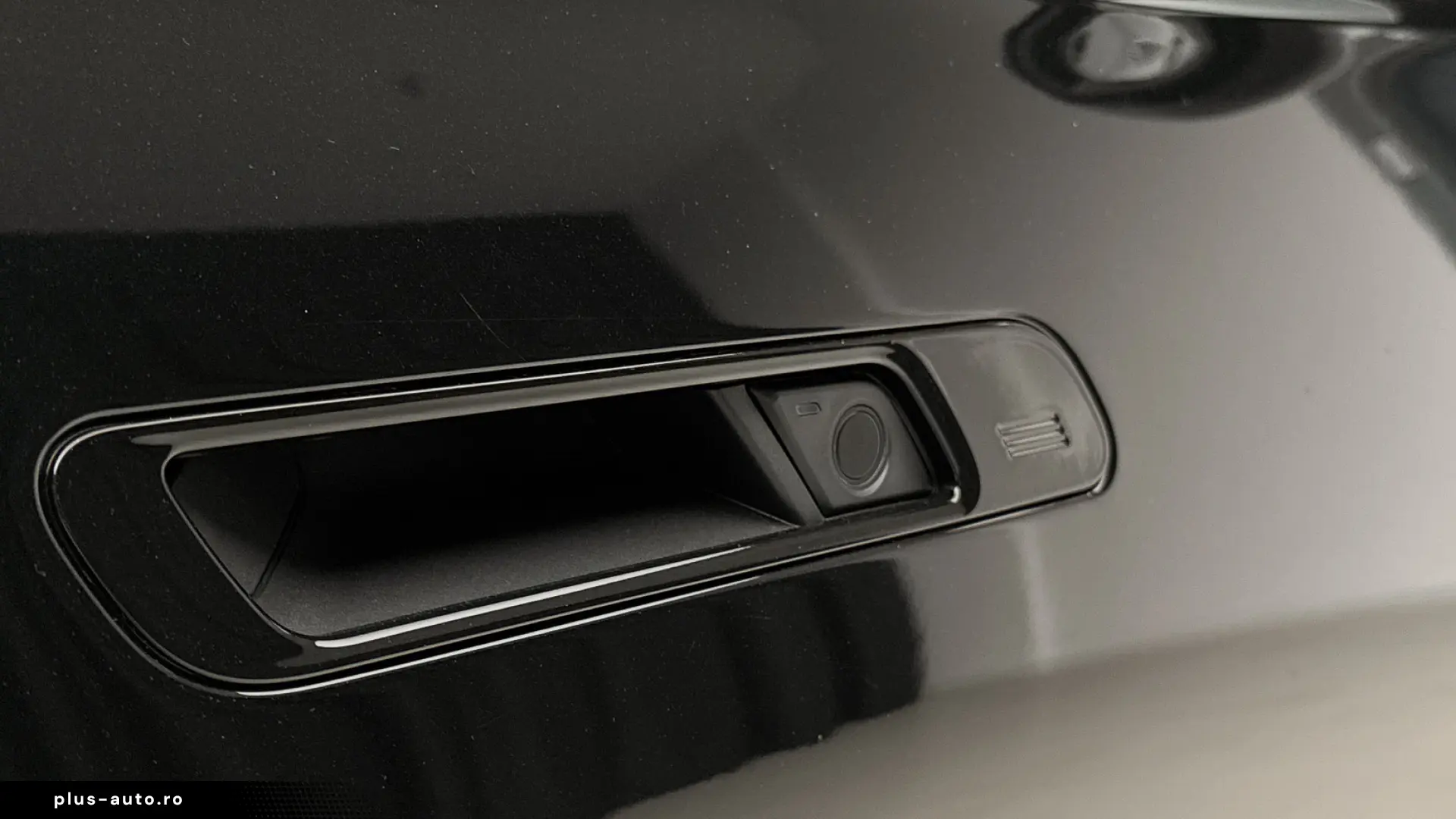 BMW 740d xDrive M Sport Pro  Theatre Screen  Usi Automate