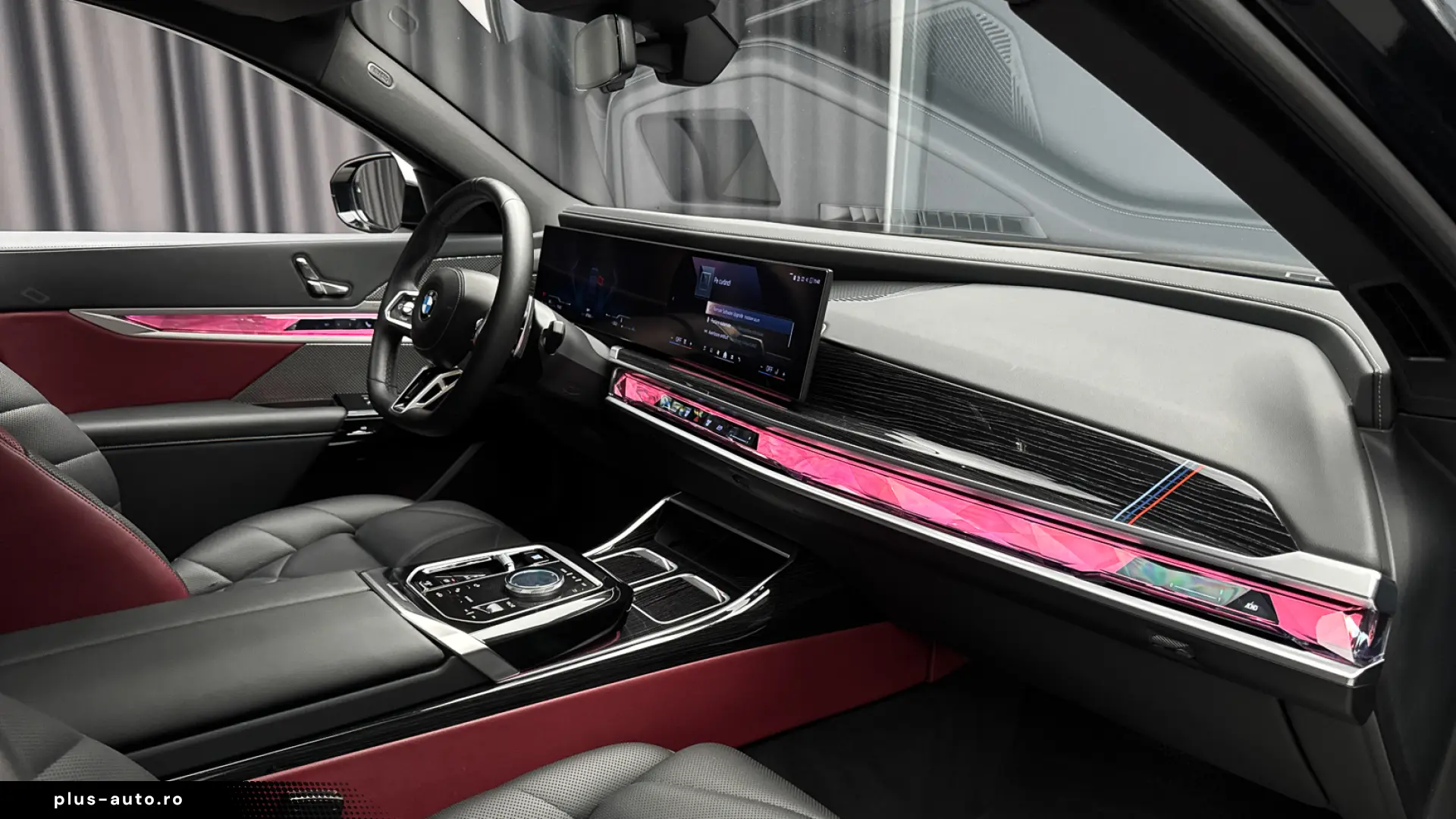 BMW 740d xDrive M Sport Pro  Theatre Screen  Usi Automate