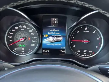 MERCEDES-BENZ V 300d 4M lang AMG Line ILS Leder ACC …