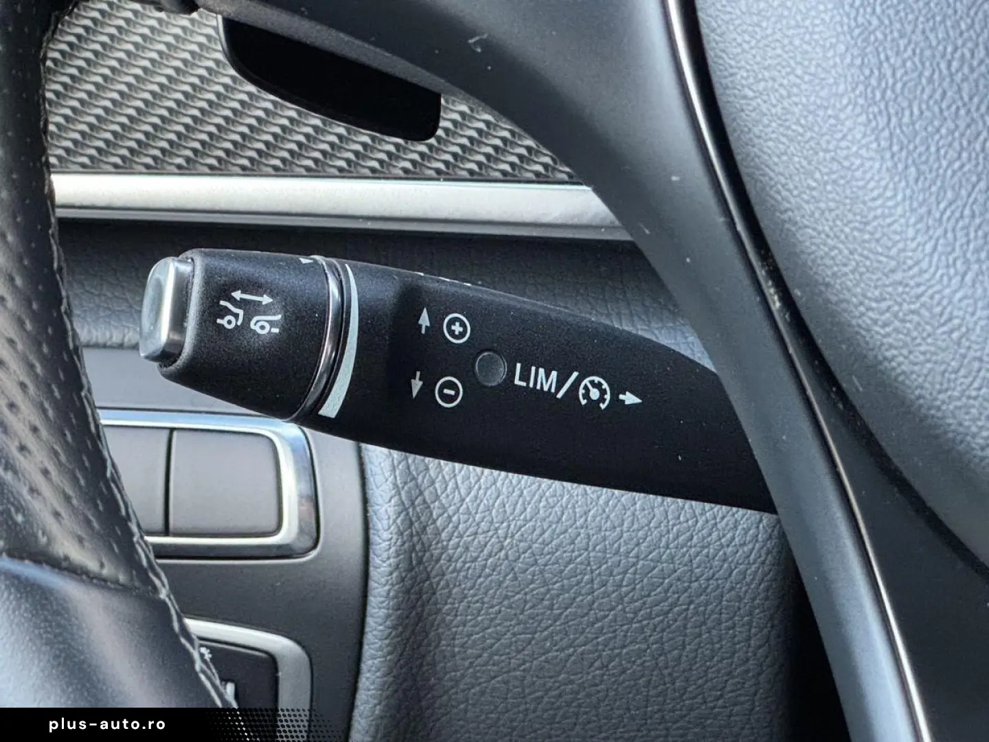 MERCEDES-BENZ V 300d 4M lang AMG Line ILS Leder ACC &hellip;