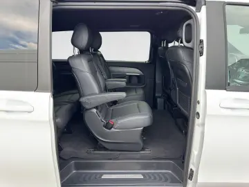 MERCEDES-BENZ V 300d 4M lang AMG Line ILS Leder ACC …