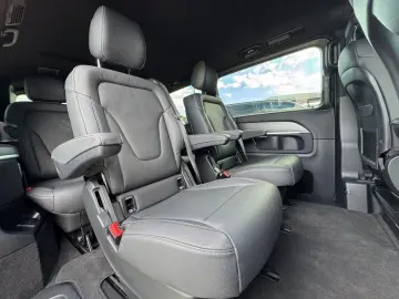 MERCEDES-BENZ V 300d 4M lang AMG Line ILS Leder ACC …