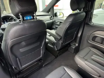 MERCEDES-BENZ V 300d 4M lang AMG Line ILS Leder ACC …