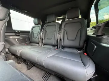 MERCEDES-BENZ V 300d 4M lang AMG Line ILS Leder ACC …