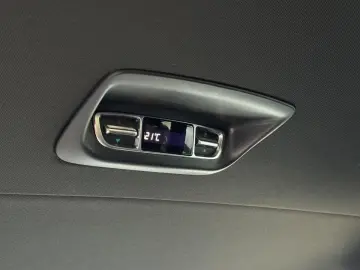 MERCEDES-BENZ V 300d 4M lang AMG Line ILS Leder ACC …