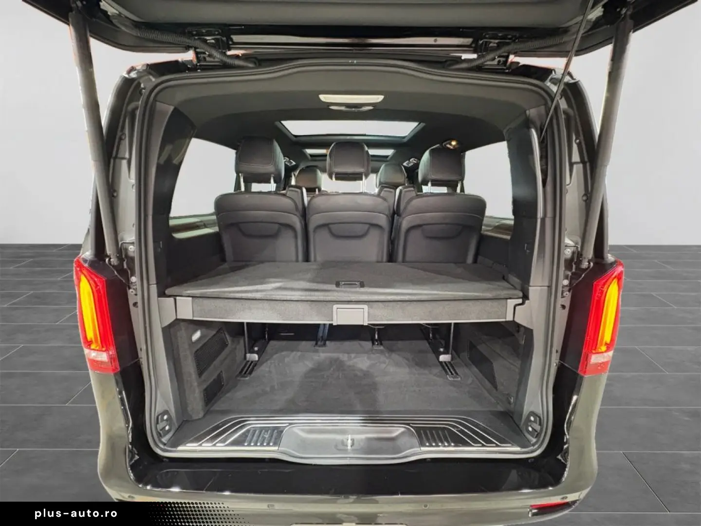 MERCEDES-BENZ V 300 d 4M AVG ED L AMG DISTR PANO STH&hellip;
