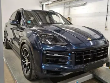 Porsche Cayenne S Passenger display HA-Steer Head-Up Air