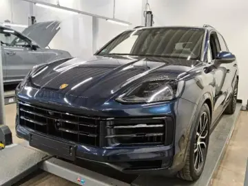 Porsche Cayenne S Passenger display HA-Steer Head-Up Air