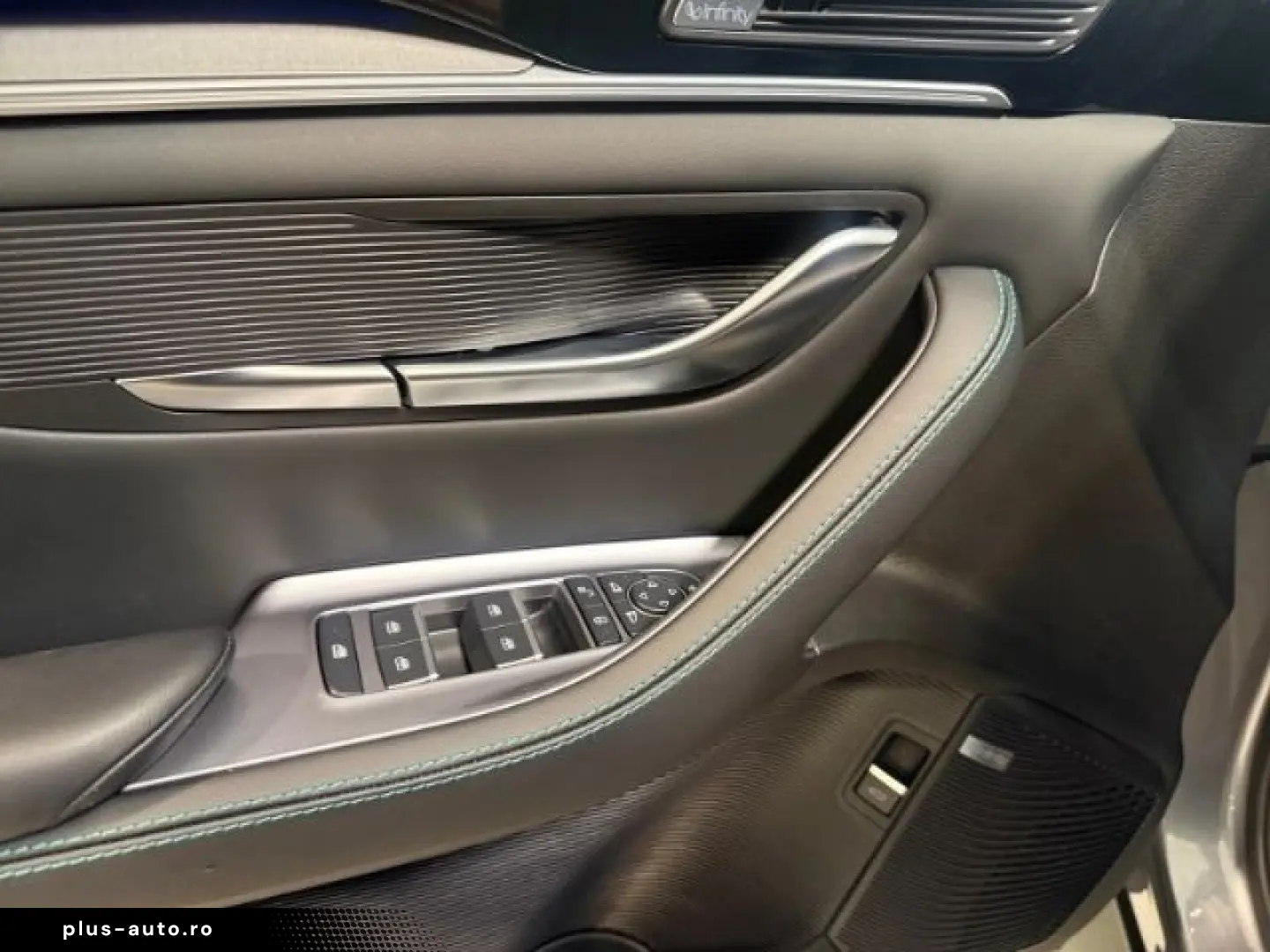 BYD Seal U DM-i Boost  Panorama E-Sitze 360 Grad Kam
