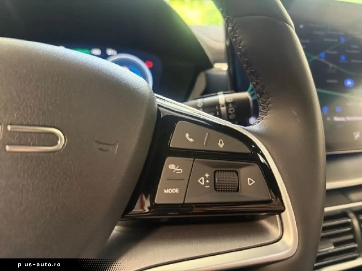 BYD Seal U DM-i Boost  Panorama E-Sitze 360 Grad Kam