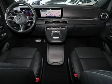 MERCEDES-BENZ V 300 d AV Komp. 3 2t 7Sitzer AMG AHK …