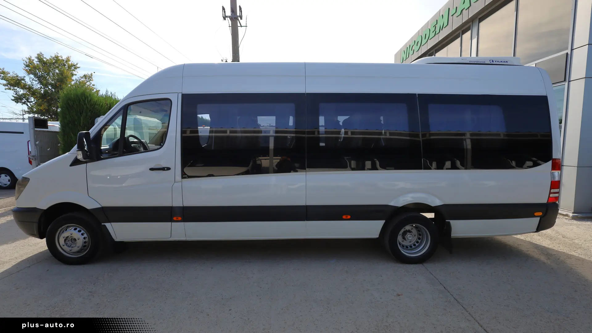 Mercedes-Benz Sprinter Microbuz 20 locuri 2.2D 163CP