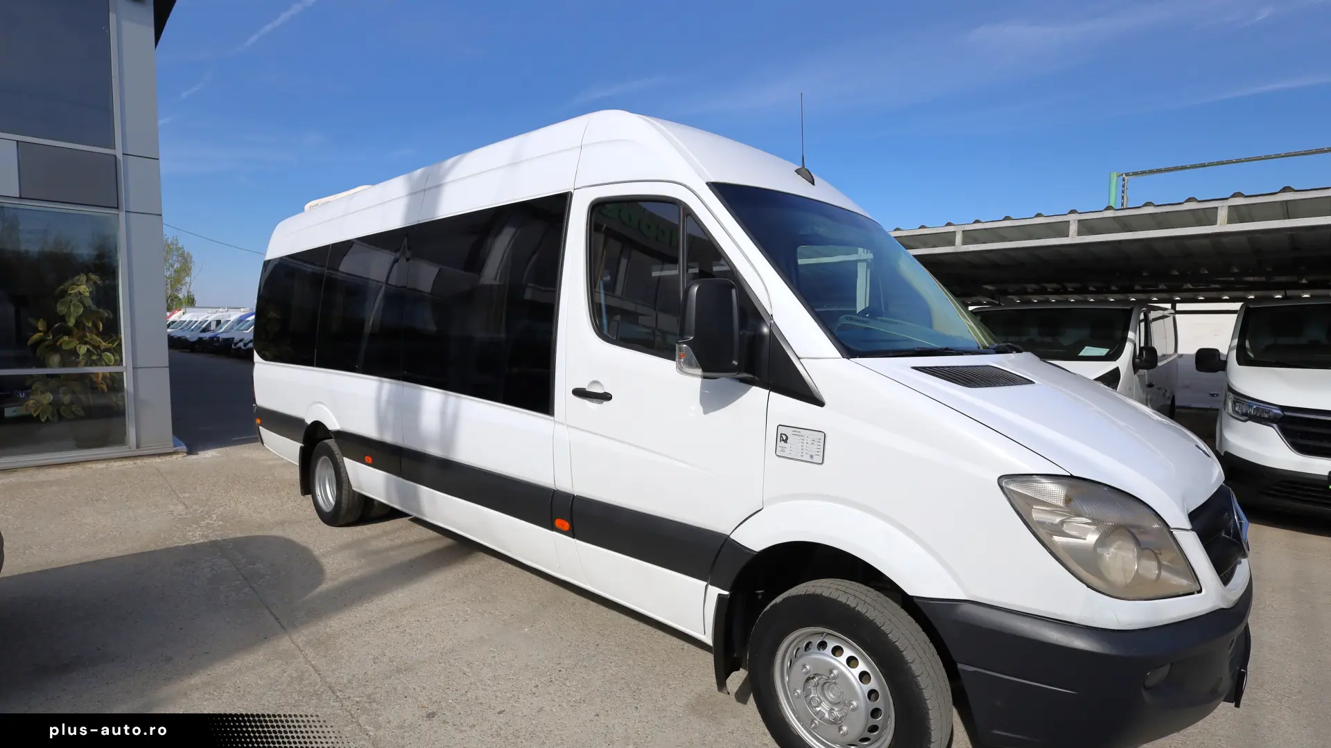 Mercedes-Benz Sprinter Microbuz 20 locuri 2.2D 163CP