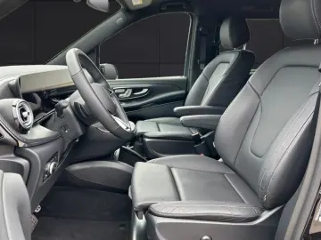 MERCEDES-BENZ V 300 d 4MATIC AVANTGARDE AMG DISTR LED AHK