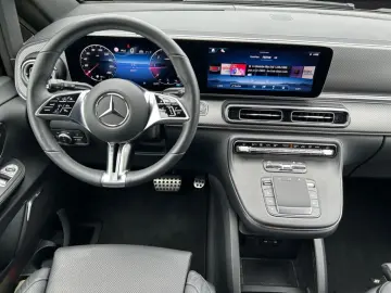 MERCEDES-BENZ V 300 d 4MATIC AVANTGARDE AMG DISTR LED AHK