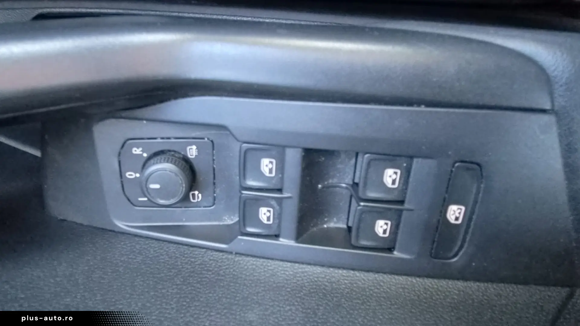VW T-Cross 1.0 TSI Style M 6 trepte – 2023