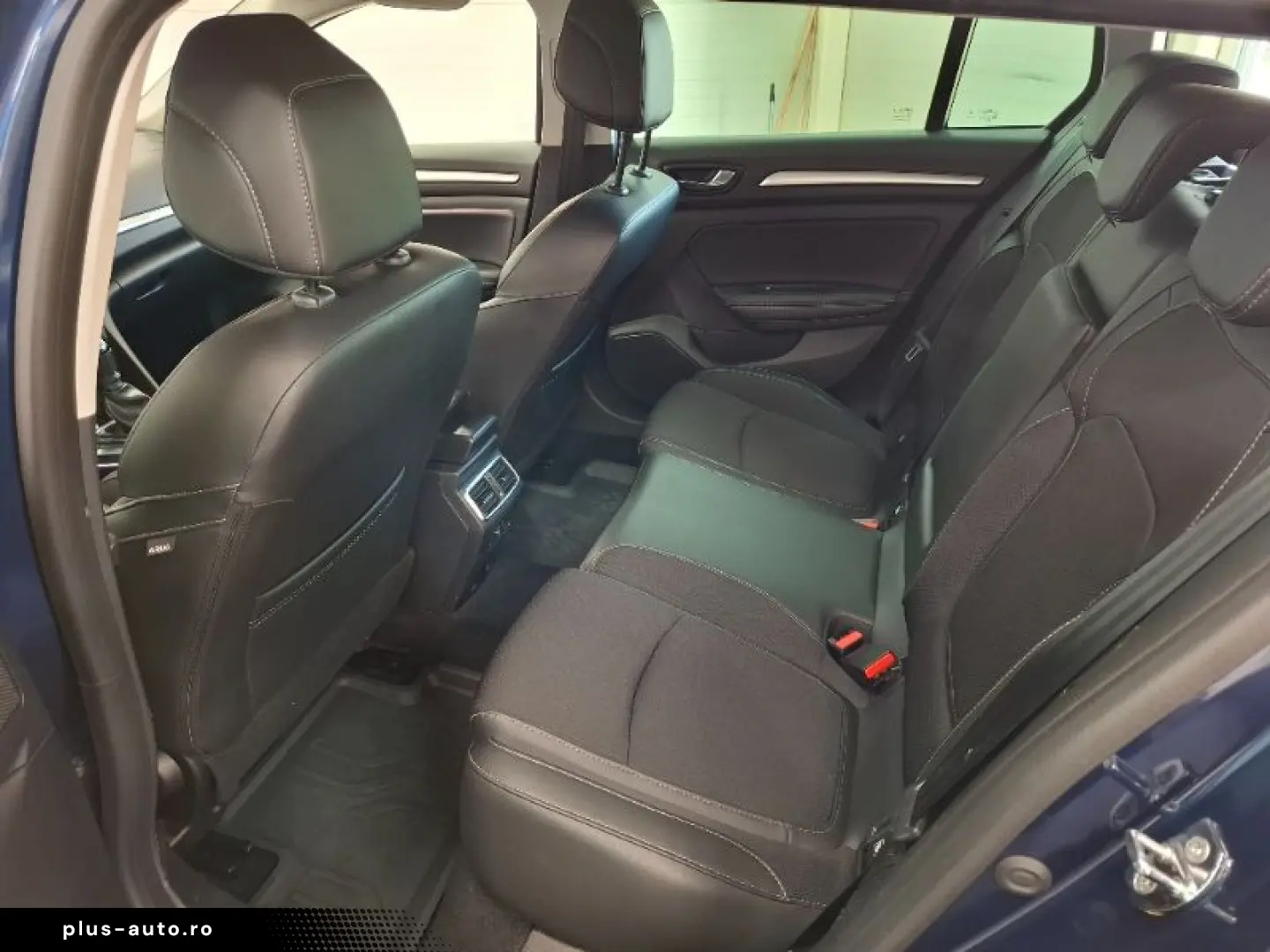 RENAULT MEGANE 1.3 TCe 140CP Intens Estate