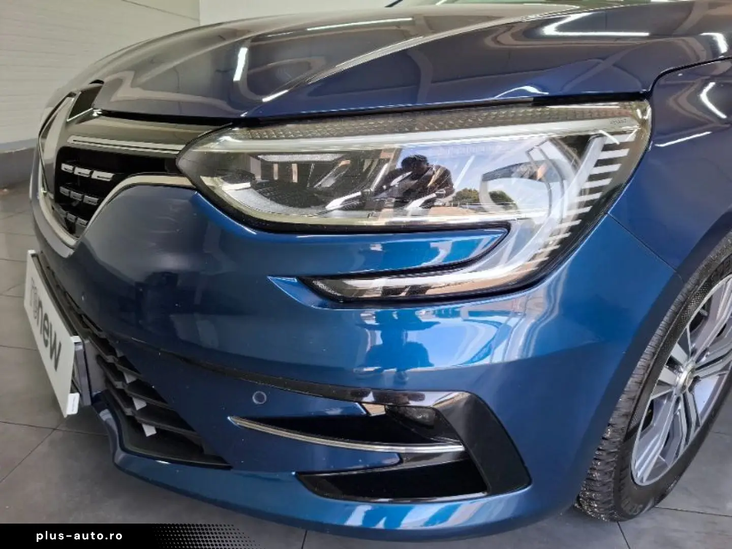 RENAULT MEGANE 1.3 TCe 140CP Intens Estate