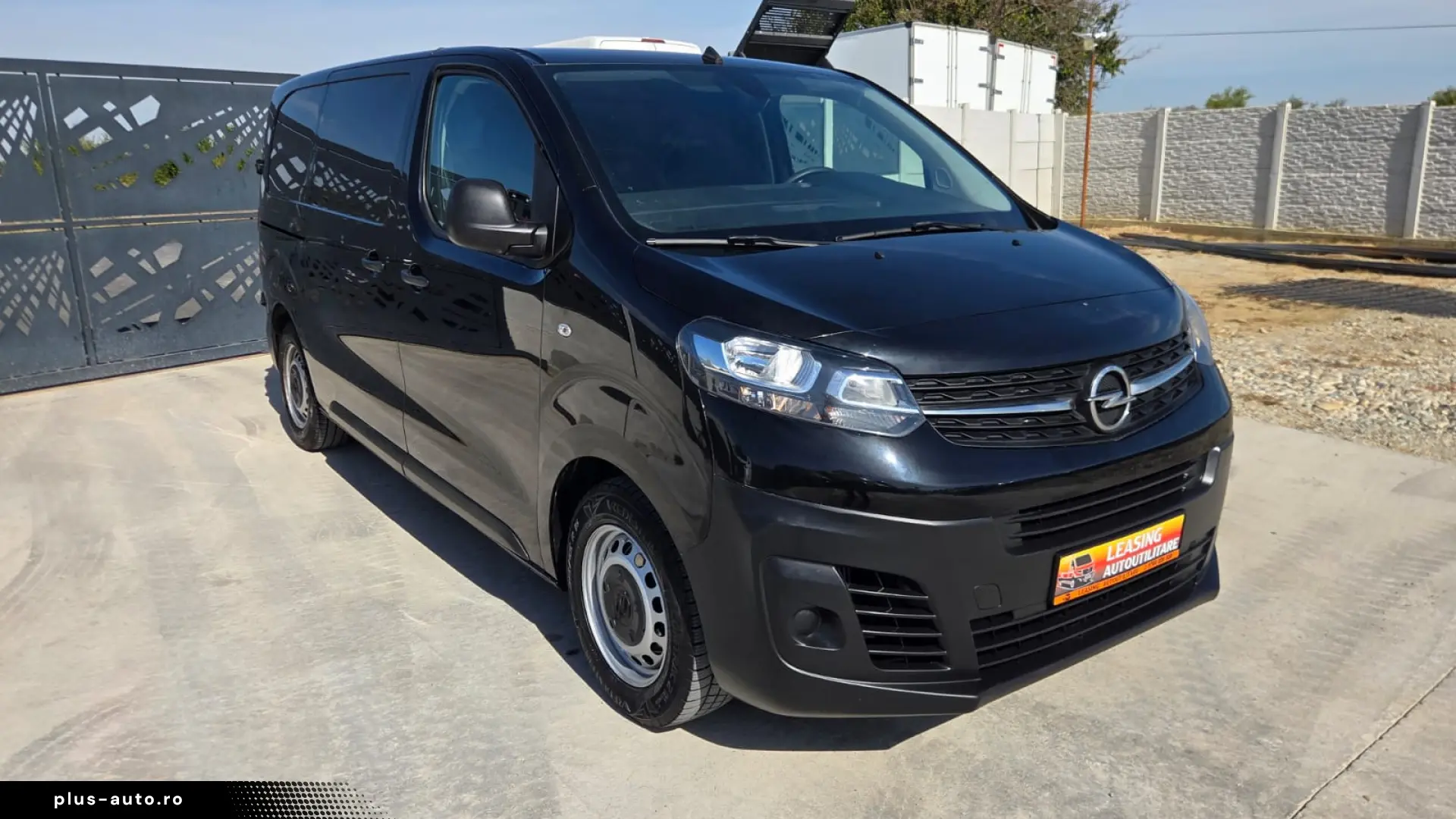 OPEL NEW VIVARO L2H1 BLACK EDITION